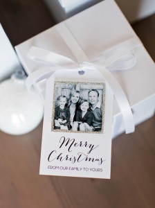 original_Kim-Stoegbauer-Christmas-photo-gift-tag-vert.jpg.rend.hgtvcom.1280.1707